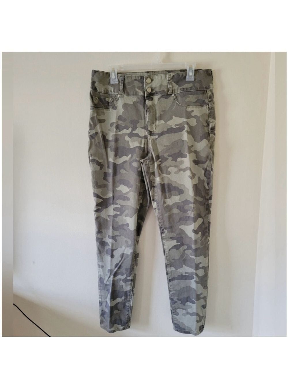 Seven7 Curvy High-Rise Camo Skinny Jeans Women’s 14 Stretch - Picture 2 of 11